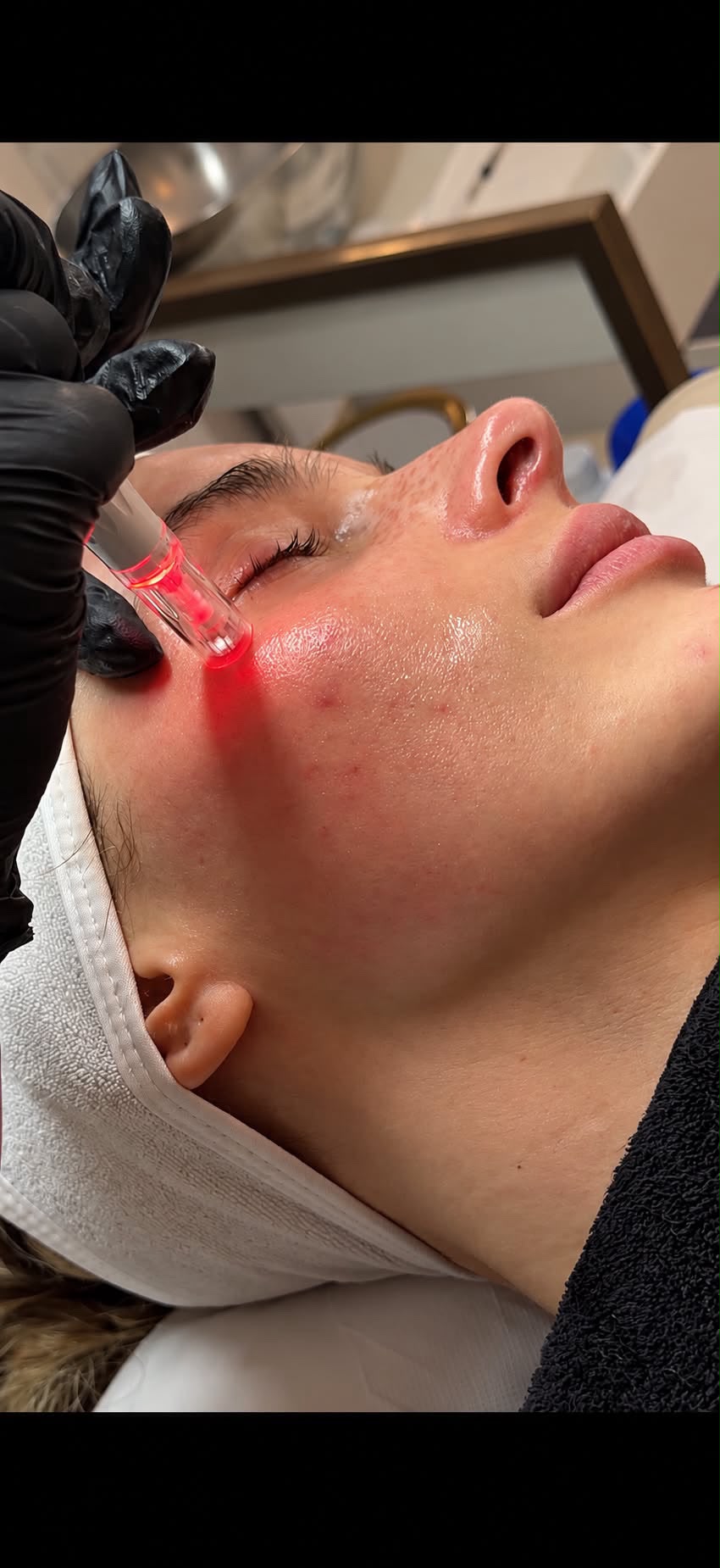 Gesichtsbehandlung im Beauty Studio